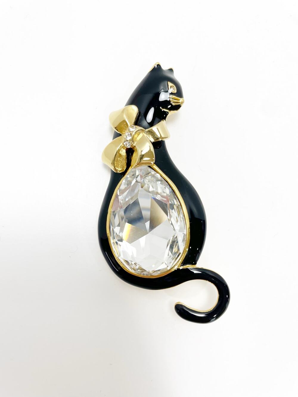 Trifari Black Glossy Enamel Crystal Rhinestone Body Cat Brooch Signed